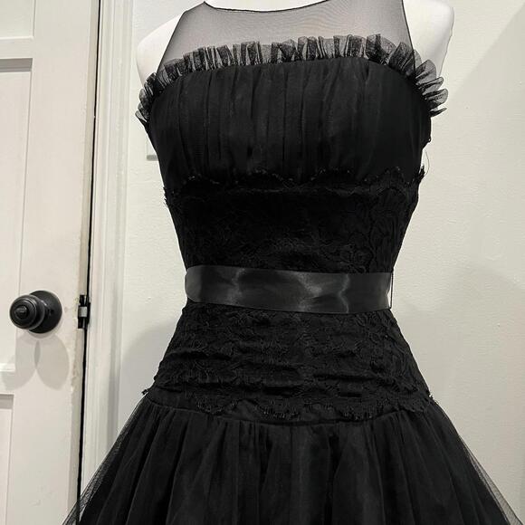 Vintage Jessica MCCLINTOCK SHEER TOP FIT & FLARE Party goth DRESS sz 2 classic - Picture 3 of 9